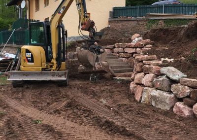 Hangsicherung mit Treppenanlage